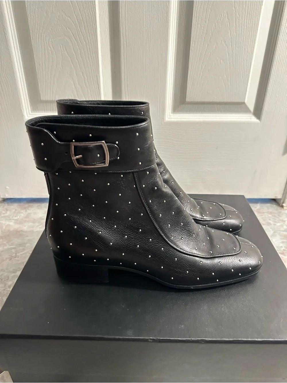Saint Laurent Paris Studded Leather Ankle Boots Men’s EU 41 / US 8